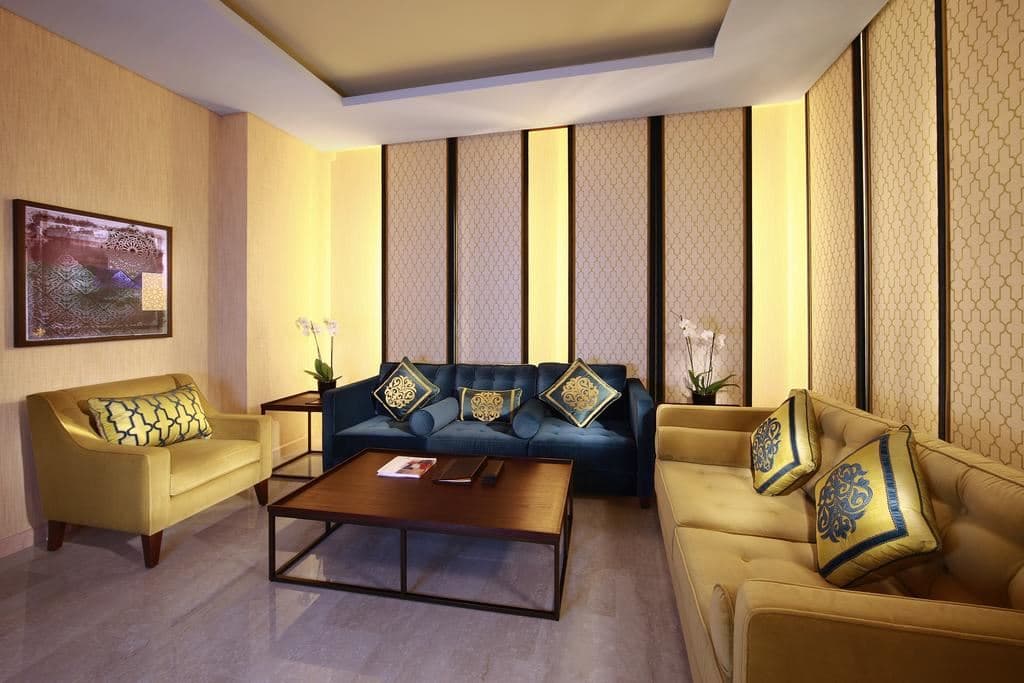 rooms-deluxe-suite
