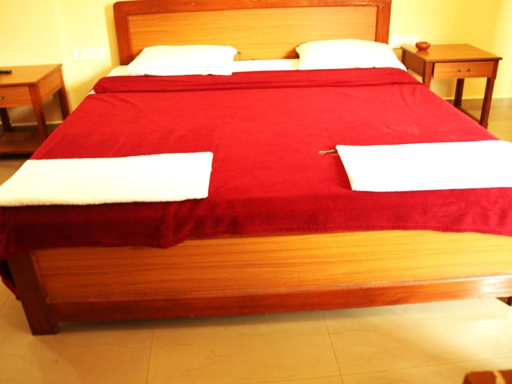 rooms-deluxe-room