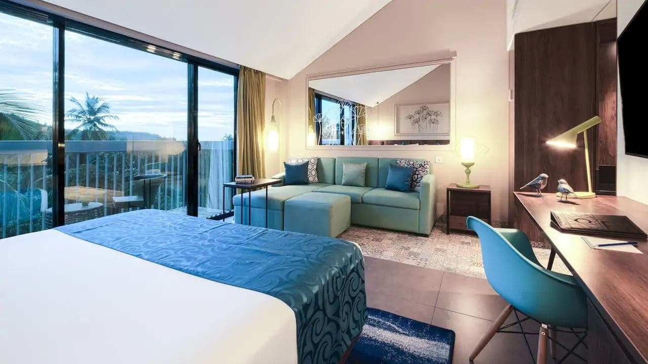 rooms-balcony-room