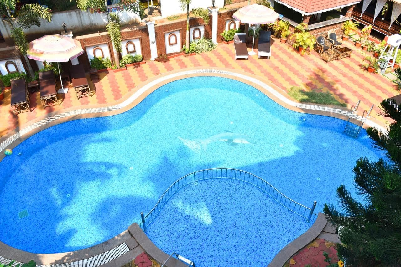 pools-outdoor-pool