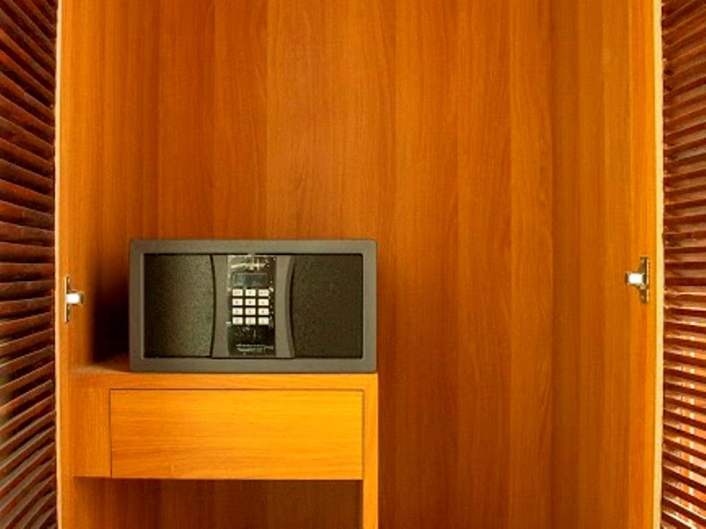 rooms-superior-room