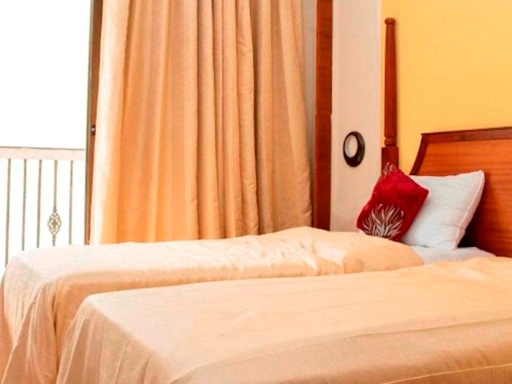 rooms-superior-room
