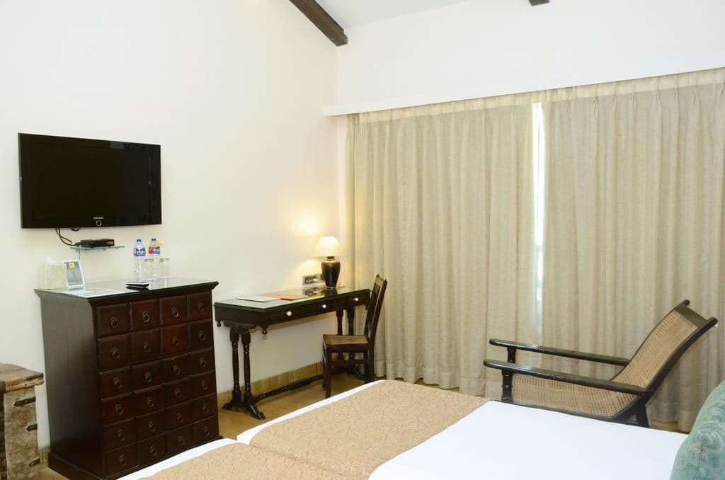 rooms-deluxe-room