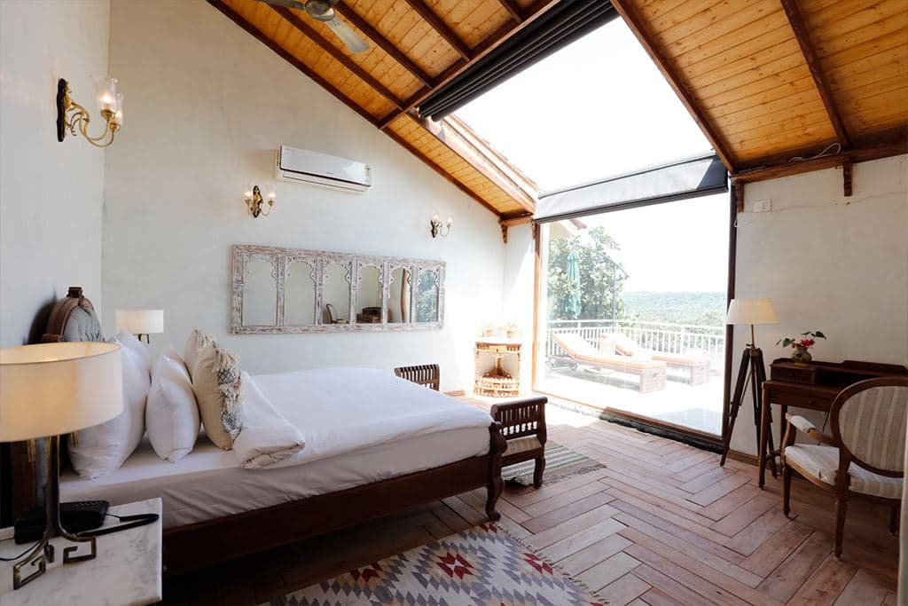 rooms-pool-villa