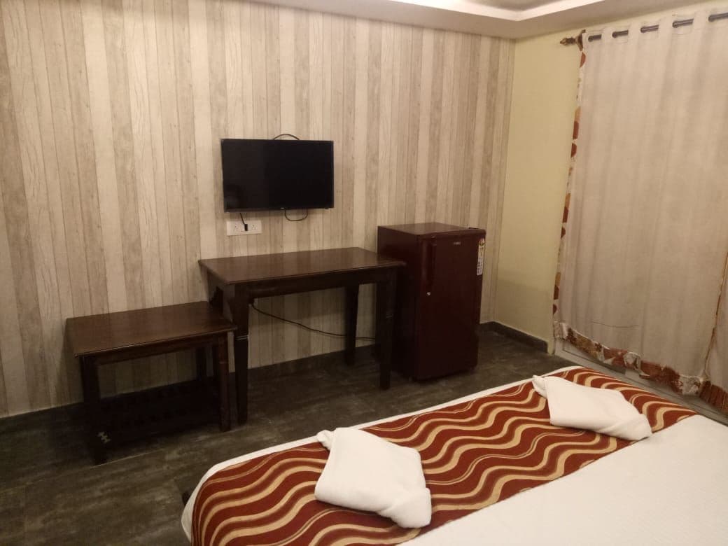 rooms-deluxe-room