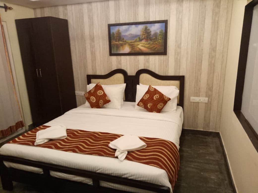 rooms-deluxe-room