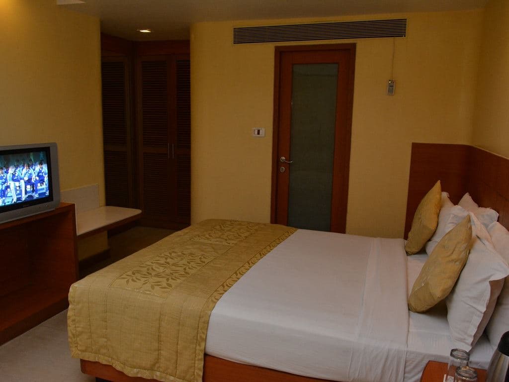 rooms-standard-room
