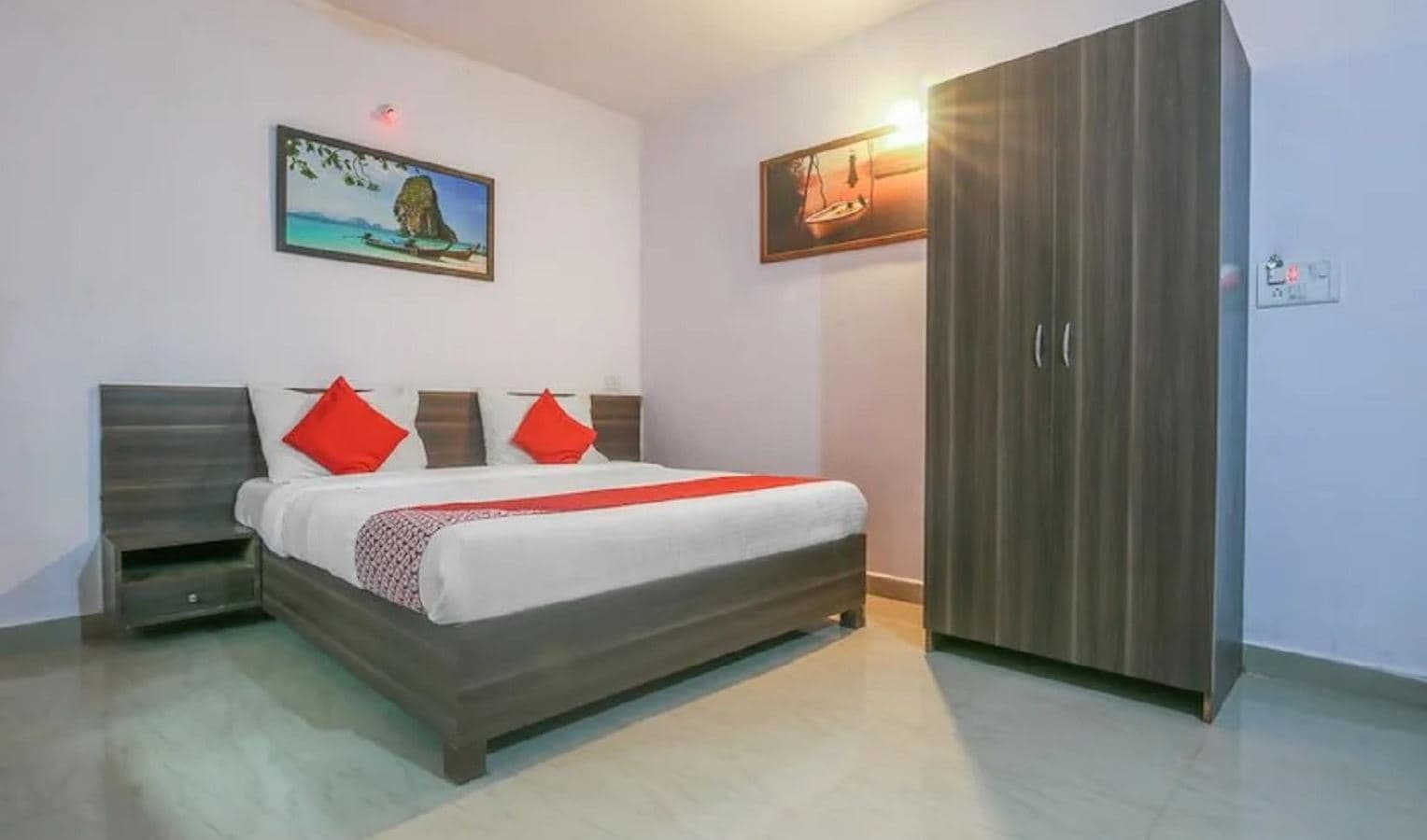 rooms-deluxe-ac