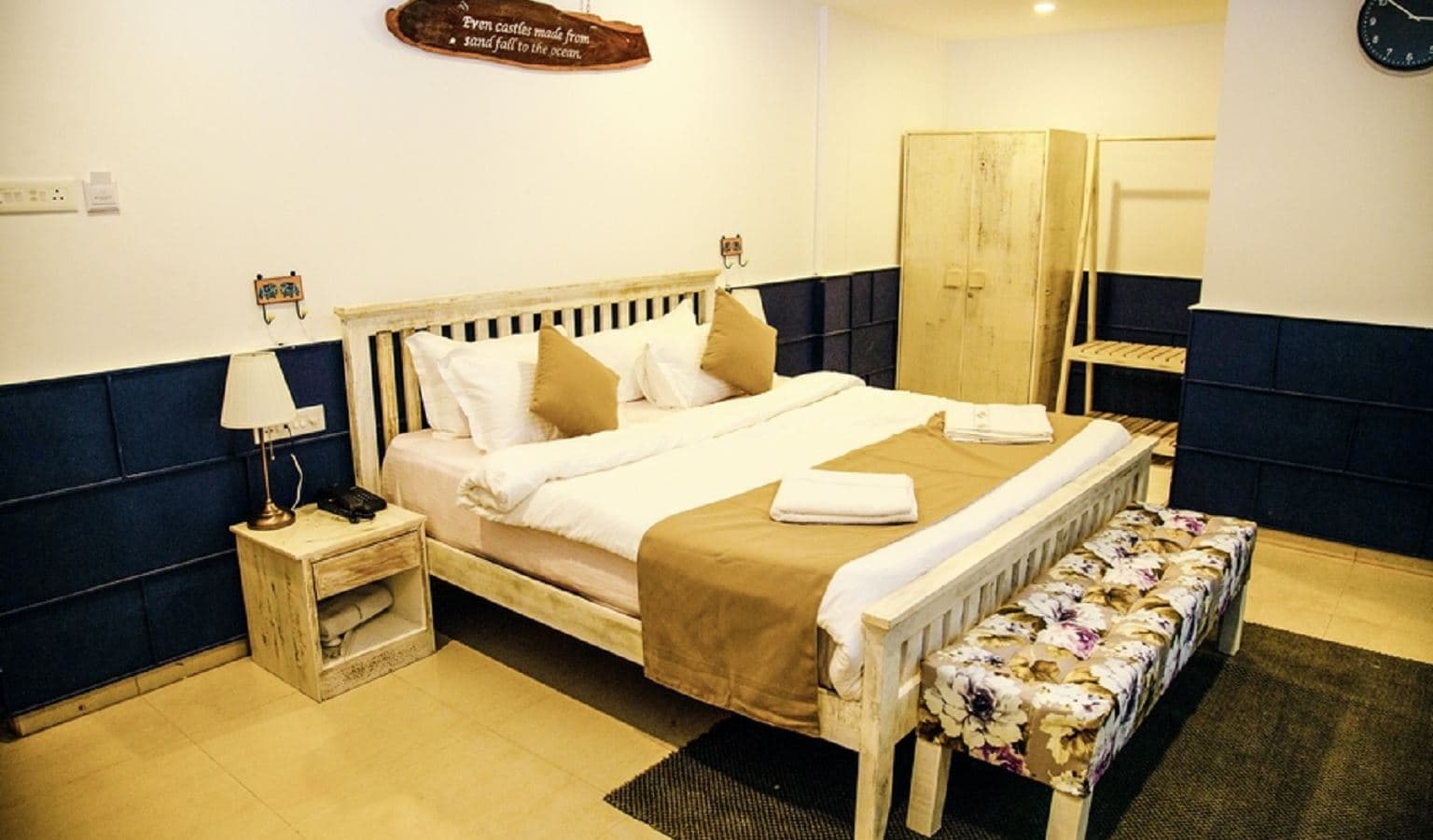 rooms-deluxe-ac
