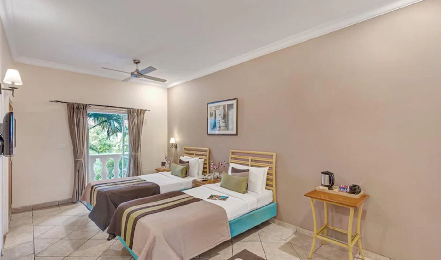 rooms-standard-room