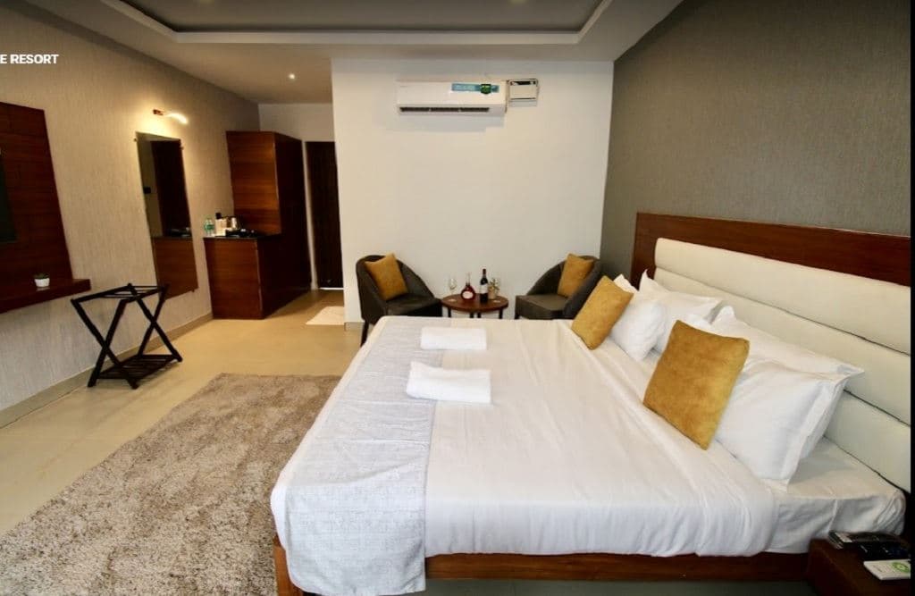 rooms-deluxe-ac