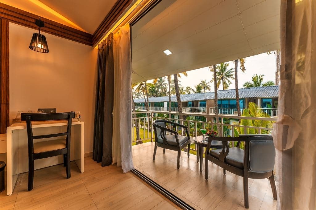 rooms-garden-view