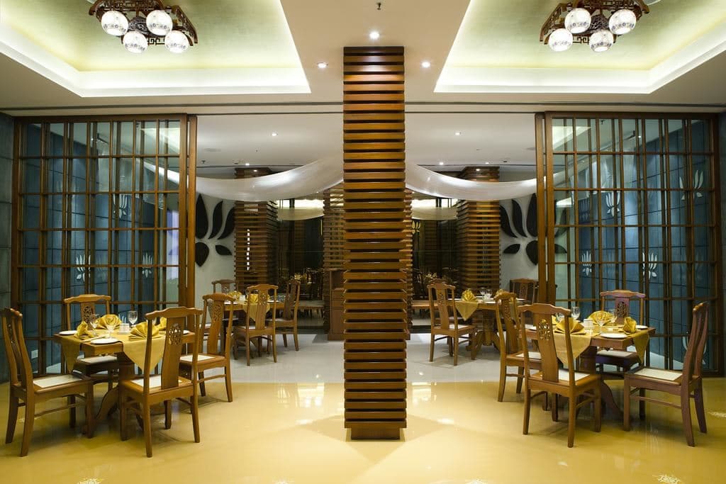restaurants-upper-deck