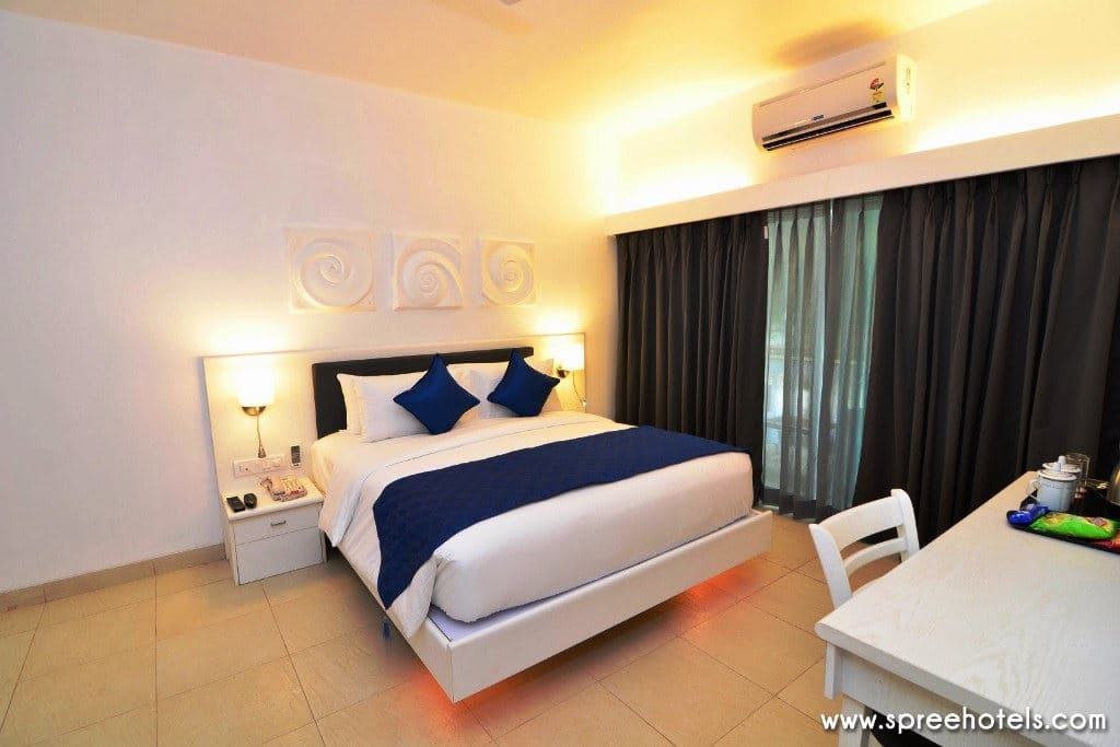 rooms-superior-room