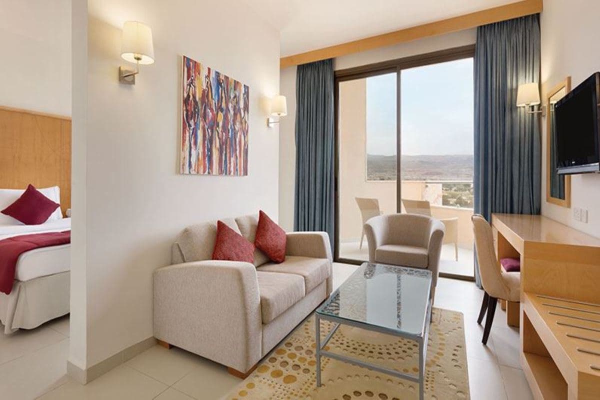 rooms-suite-deluxe