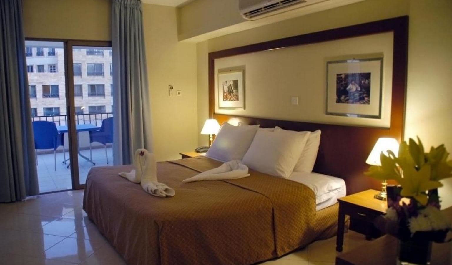rooms-standard-room