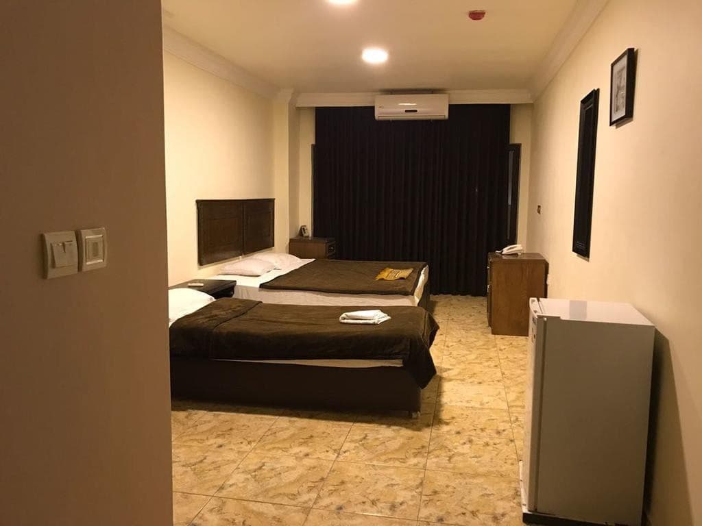 rooms-family-room