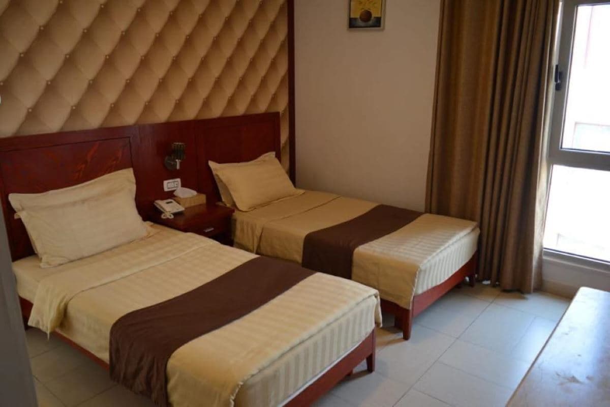 rooms-standard-room