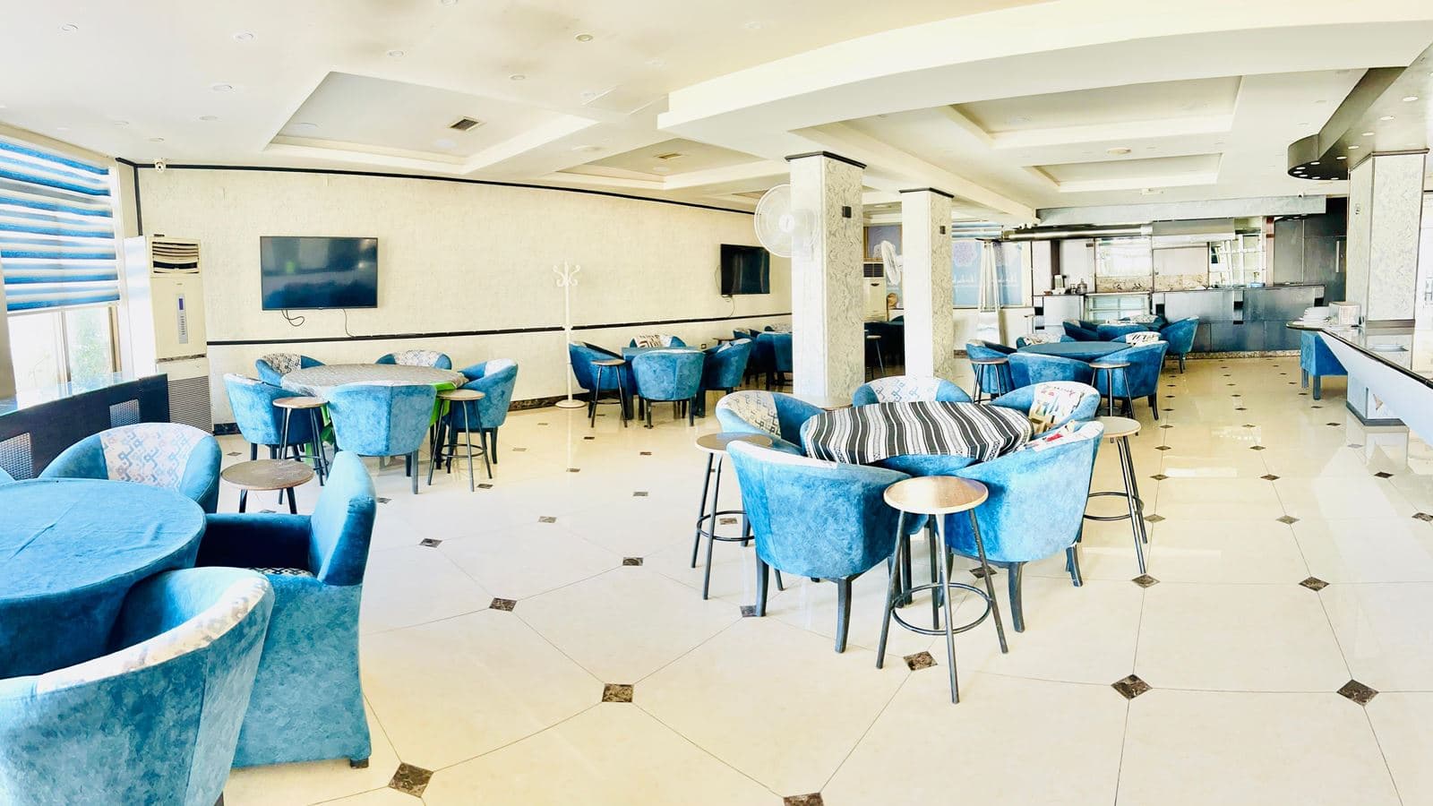 restaurants-restaurants
