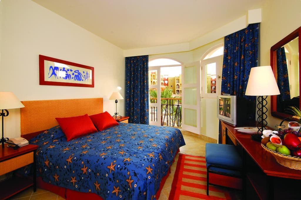 rooms-superior-room