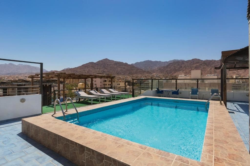 pools-outdoor-pool