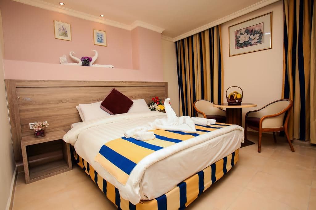 rooms-standard-room