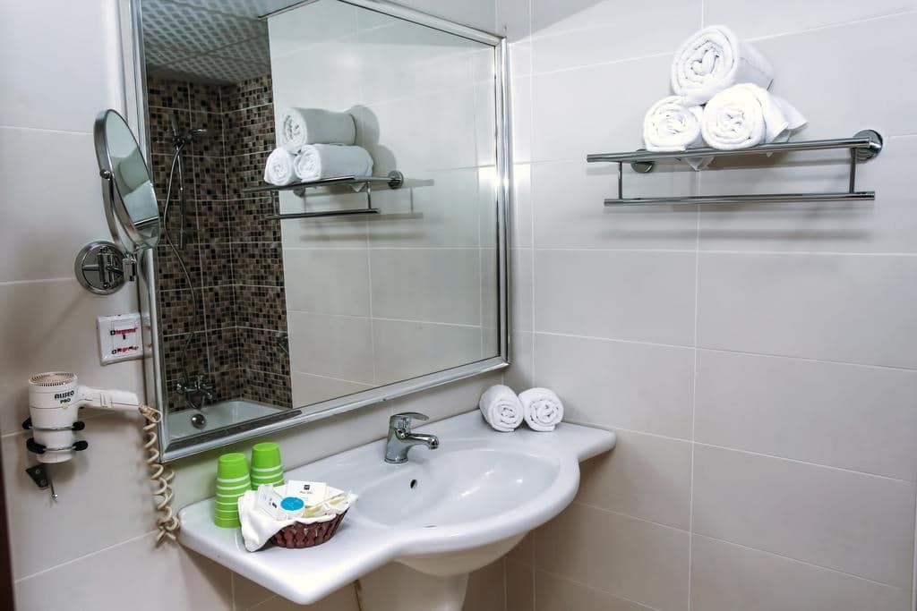 rooms-standard-room