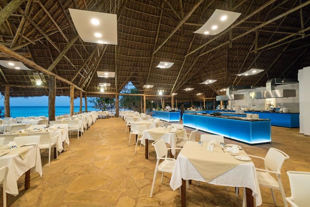restaurants-main-building