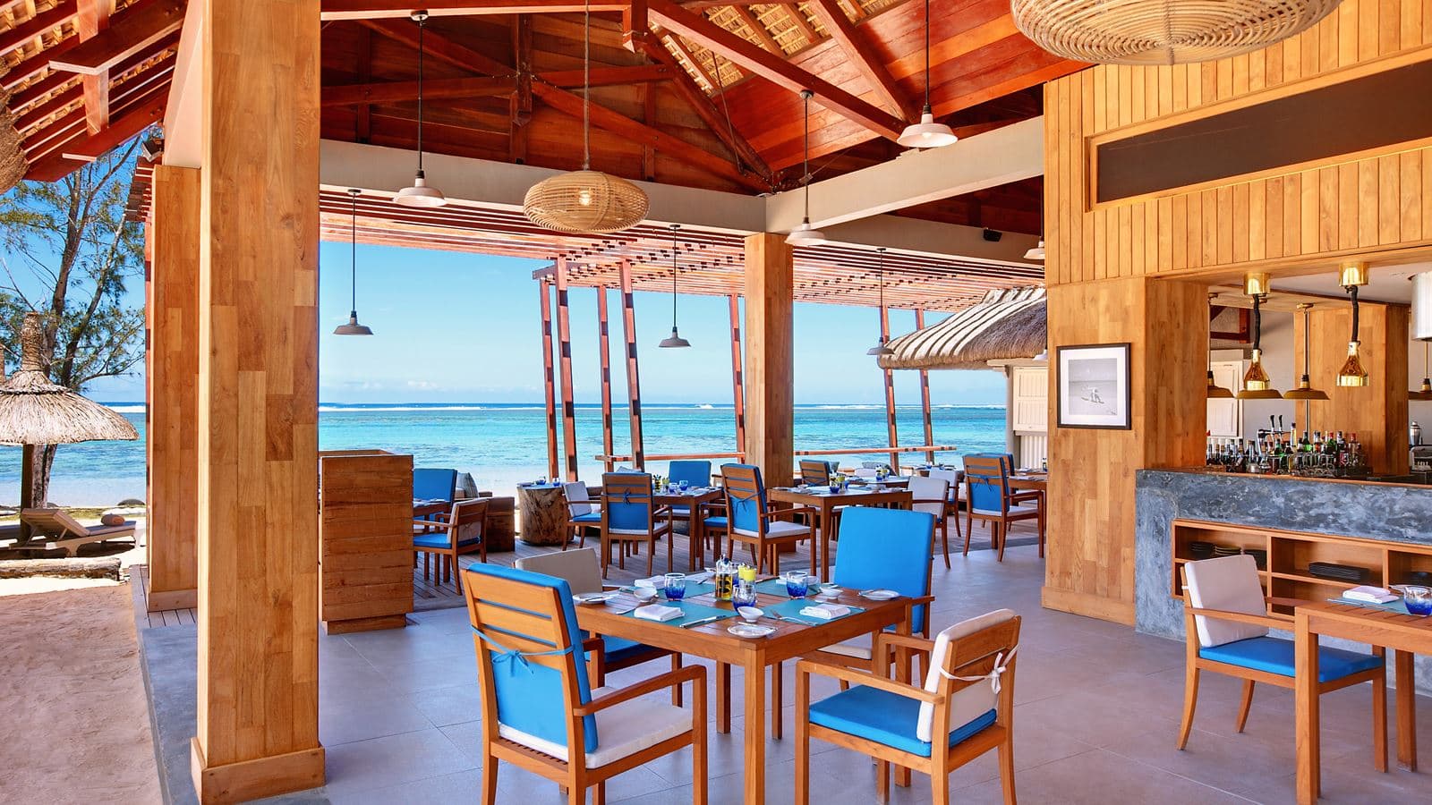 restaurants-edgewater-restaurant