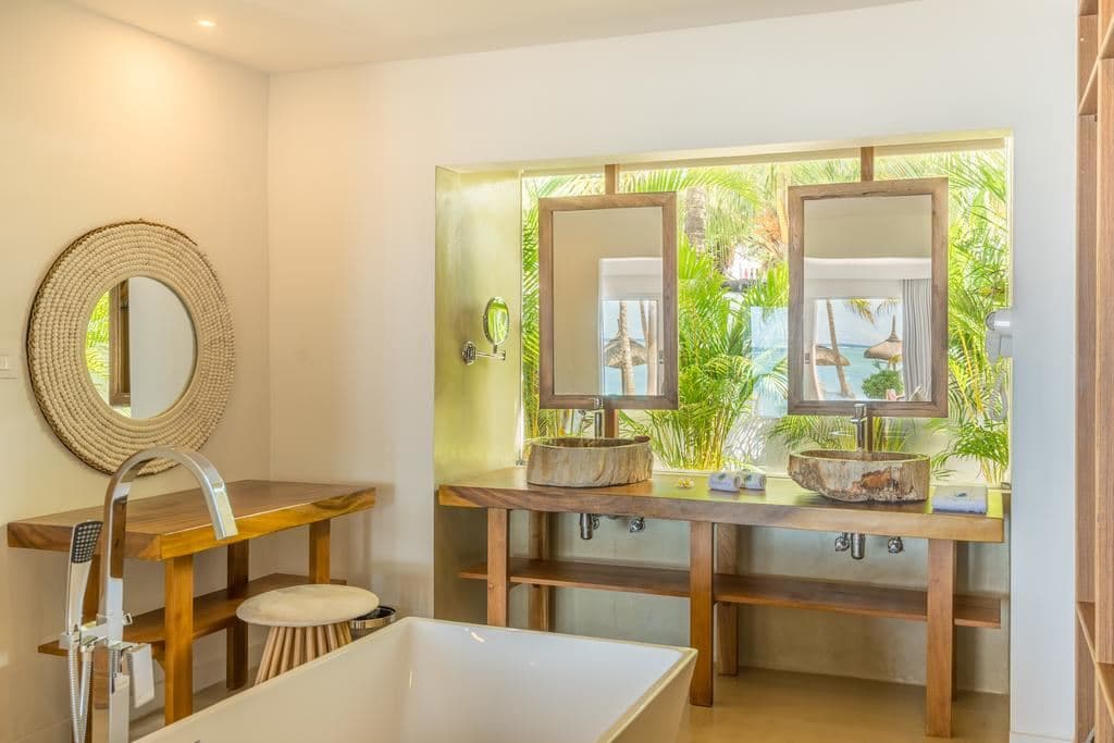 rooms-senior-presidential-suite