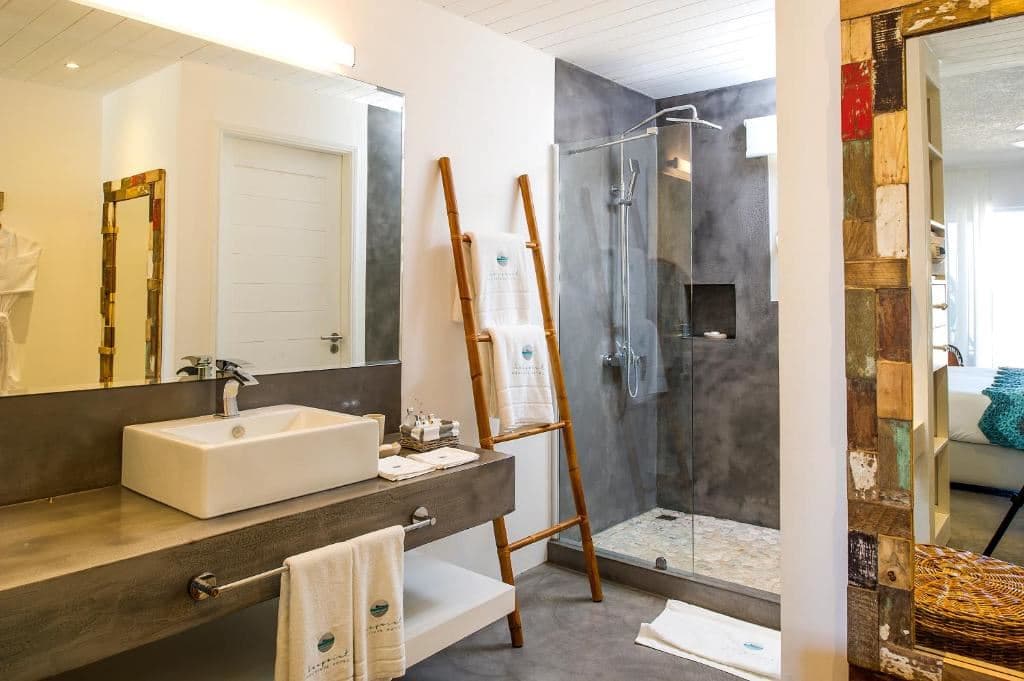 rooms-deluxe-room