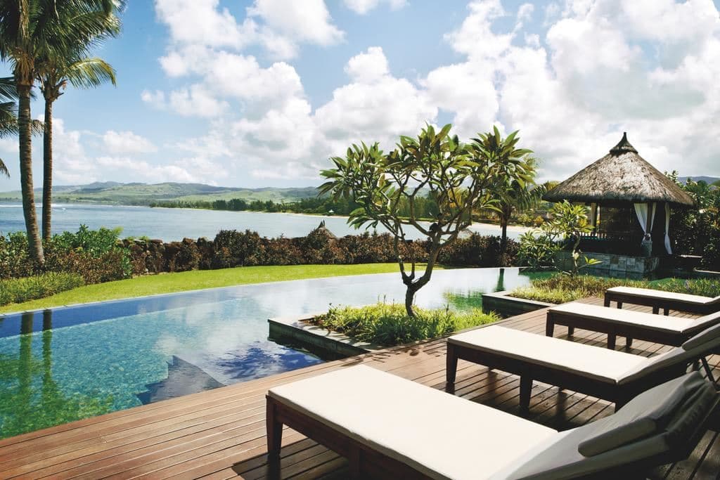 rooms-luxury-double-suite-pool-villa