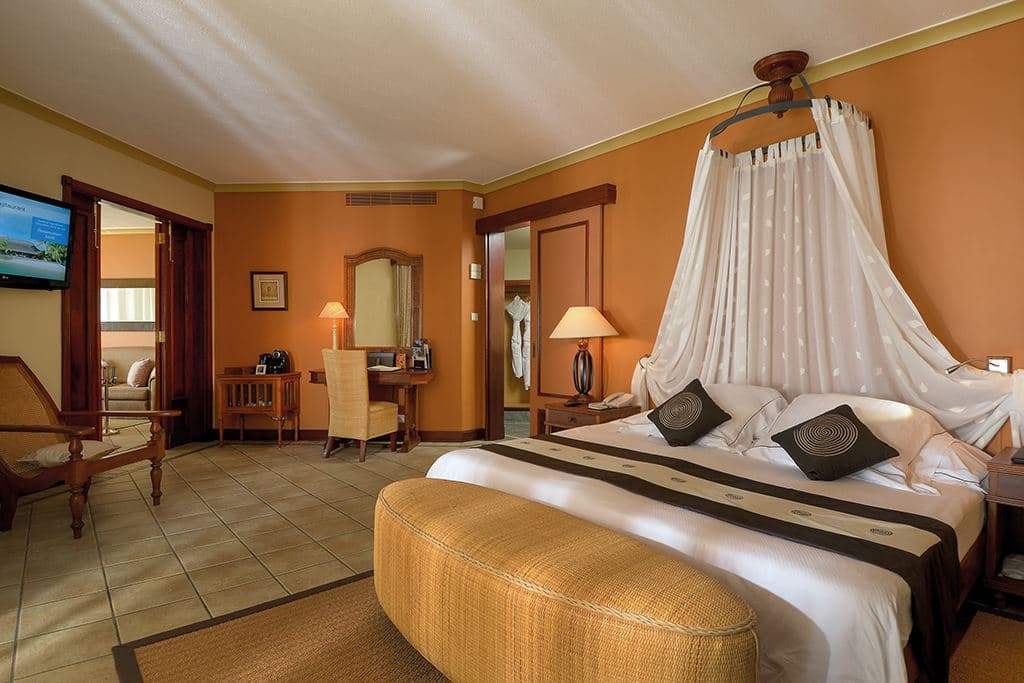 rooms-senior-zen-suite-beachfront