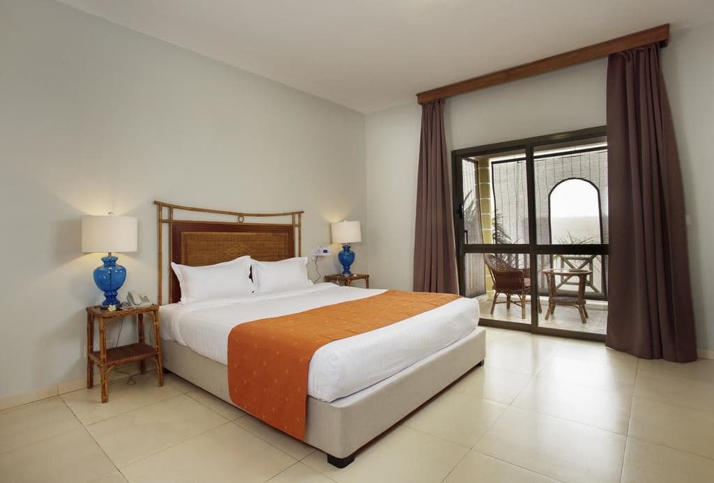 rooms-superior-room