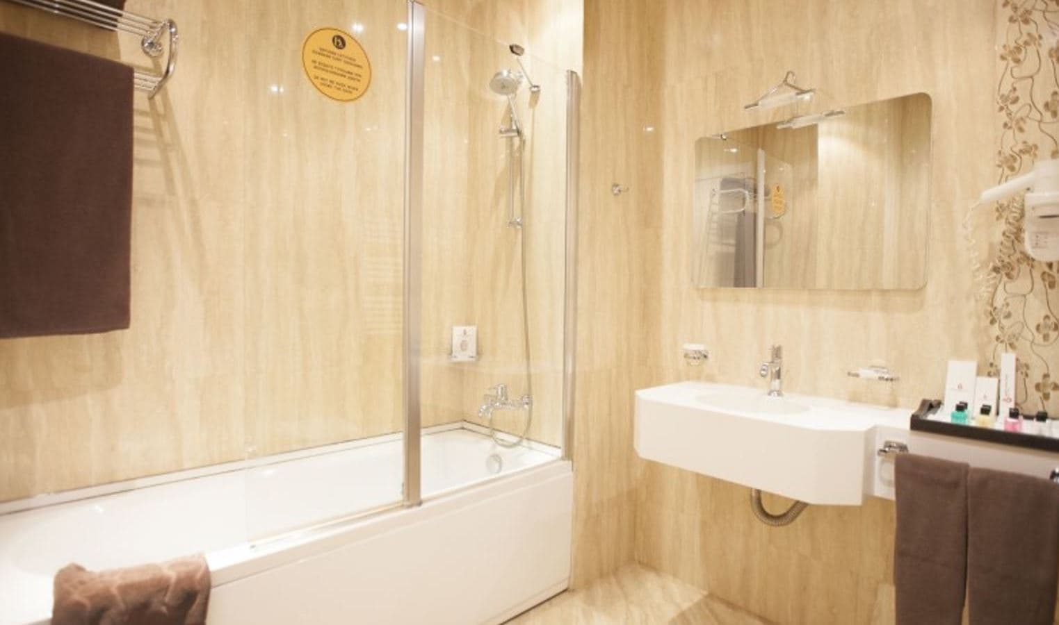 rooms-junior-suite