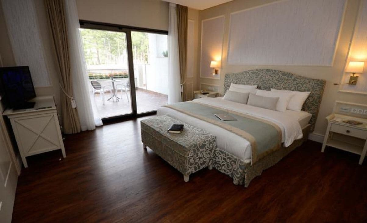 rooms-senior-suite