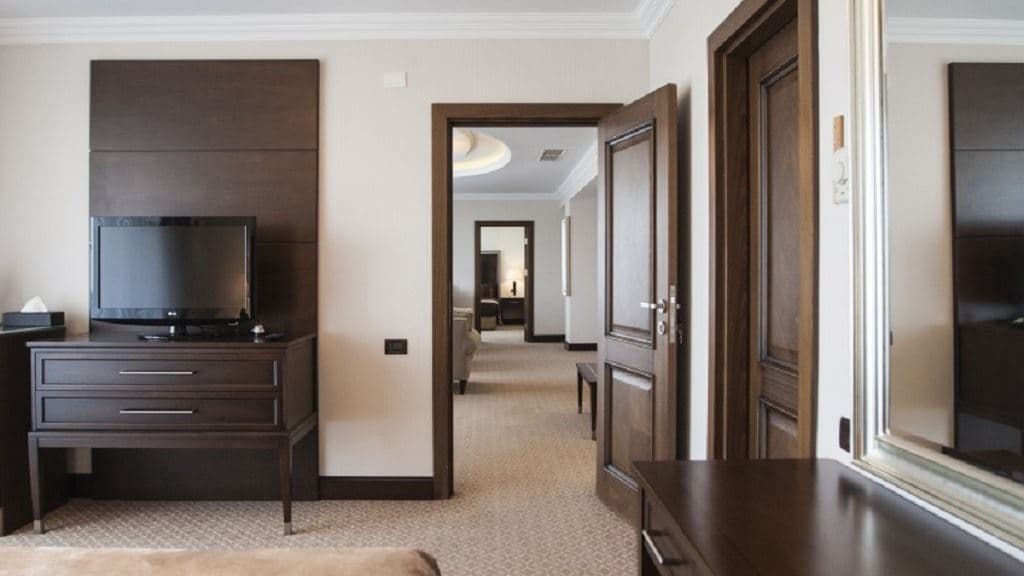 rooms-king-suite