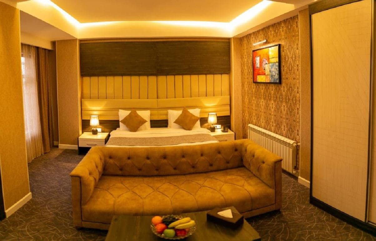 rooms-superior-room