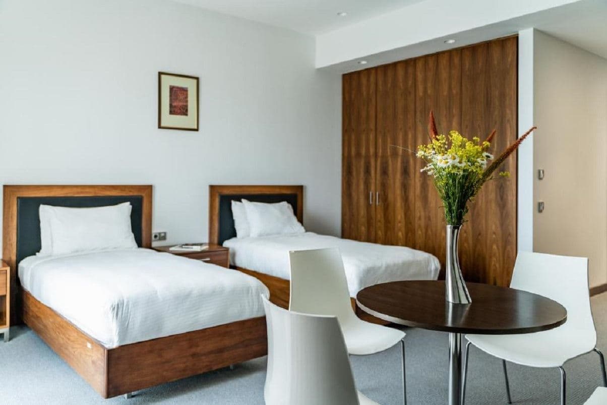rooms-studio-apartment
