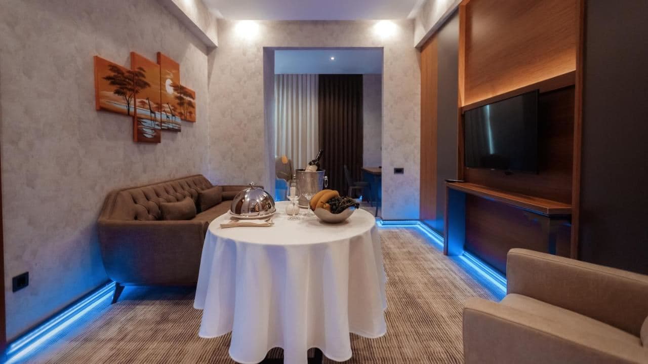 rooms-junior-suite