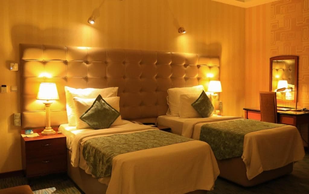 rooms-deluxe-room