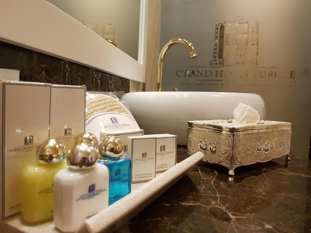 rooms-king-suite
