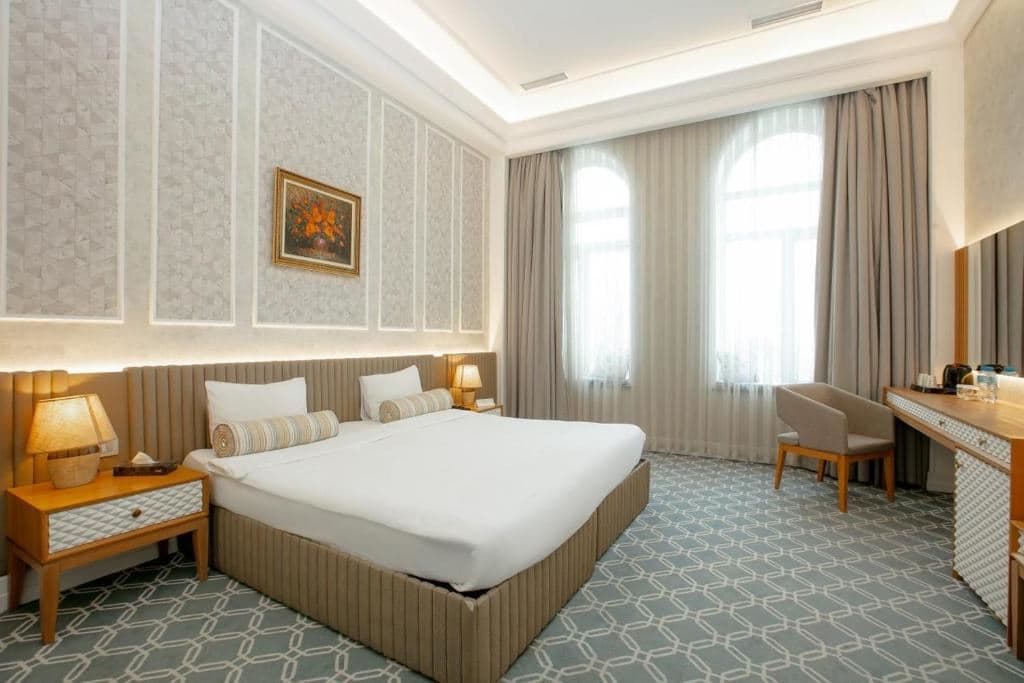 rooms-deluxe-room-sea-view
