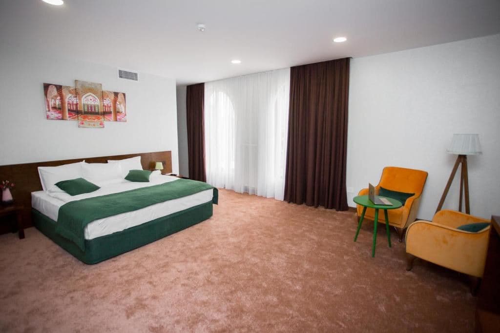 rooms-superior-room
