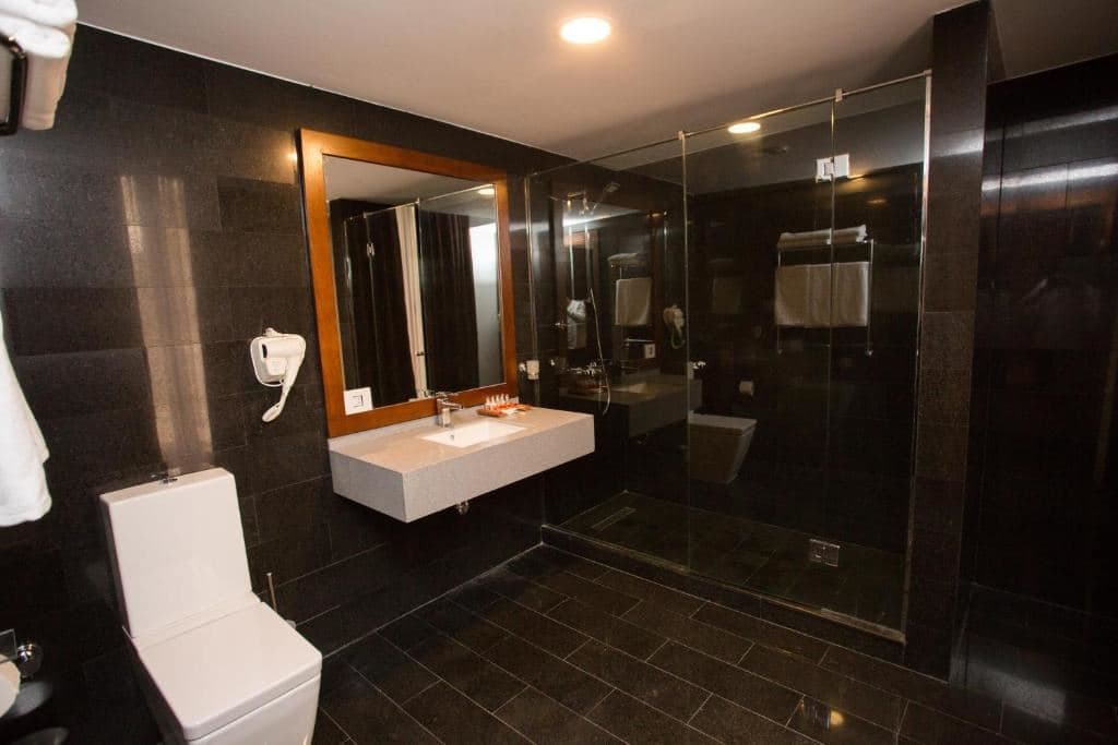 rooms-superior-room