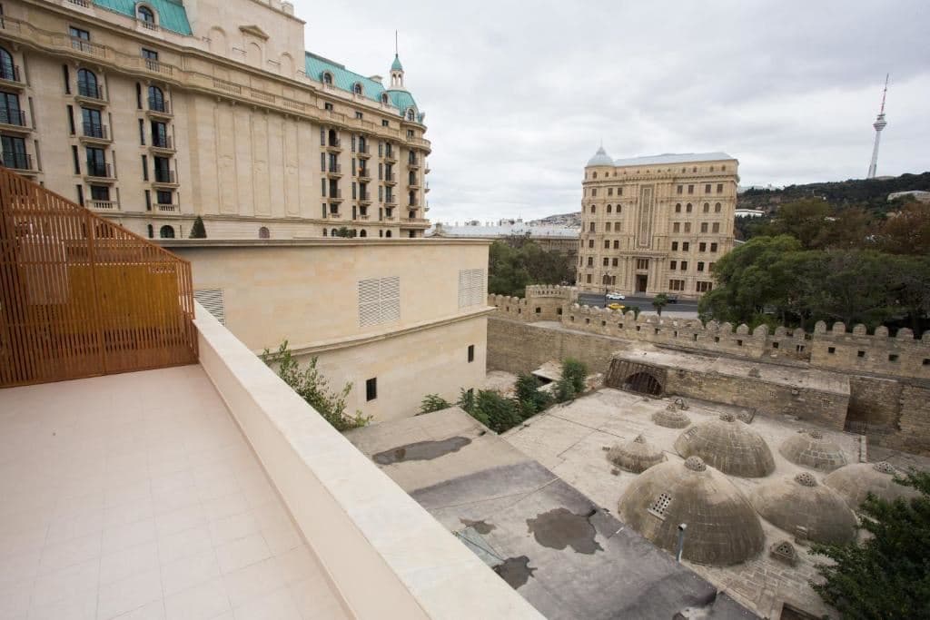 rooms-superior-with-balcony