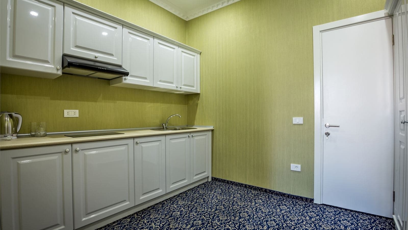 rooms-triple-room