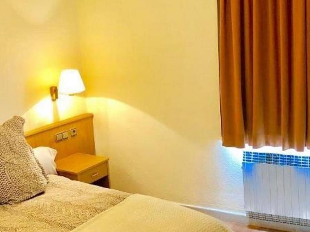 rooms-triple-room