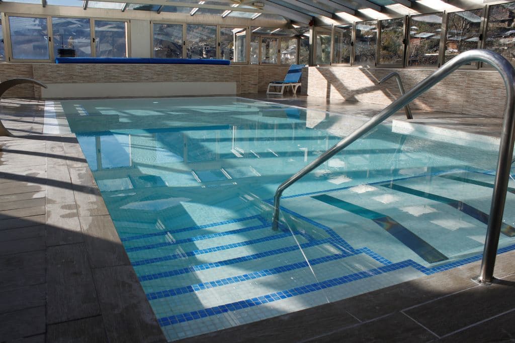 pools-indoor-pool