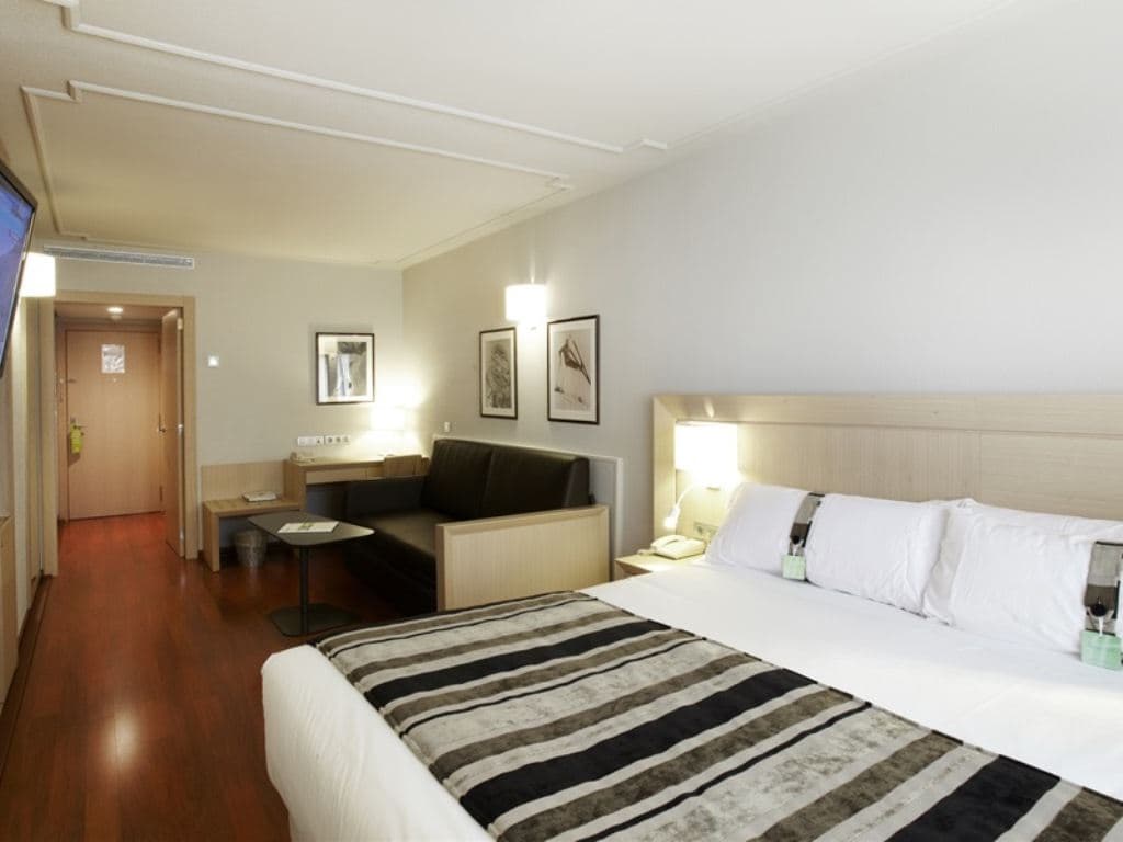rooms-standard-room